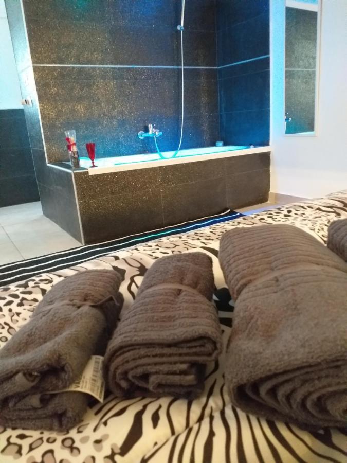 Apartament Casa Del Caravaggio Neapol Zewnętrze zdjęcie